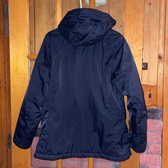 EUC Ladies LL Bean Black Winter Coat Jacket Softest Interior - Picture 2 of 6